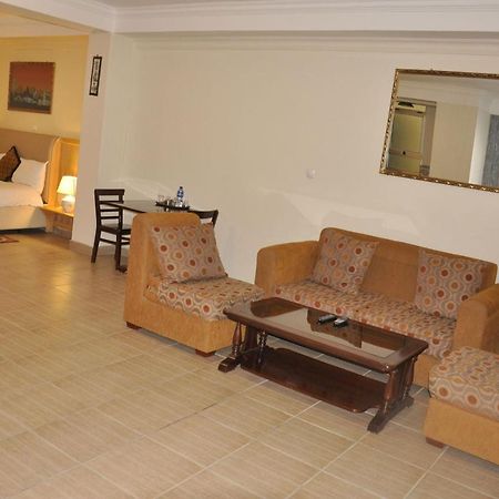 Mekelle Hotel Мекеле Экстерьер фото
