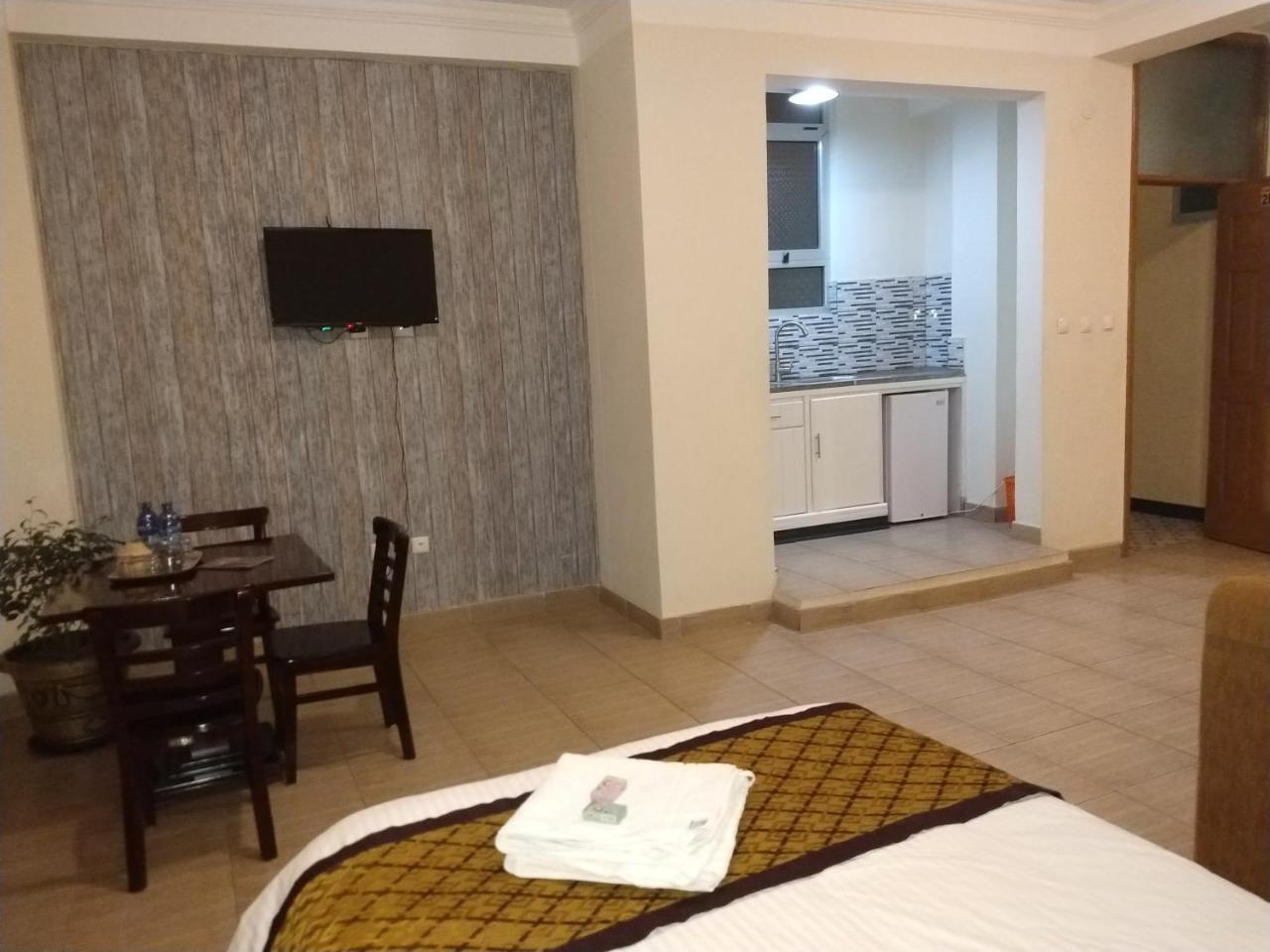 Mekelle Hotel Мекеле Экстерьер фото